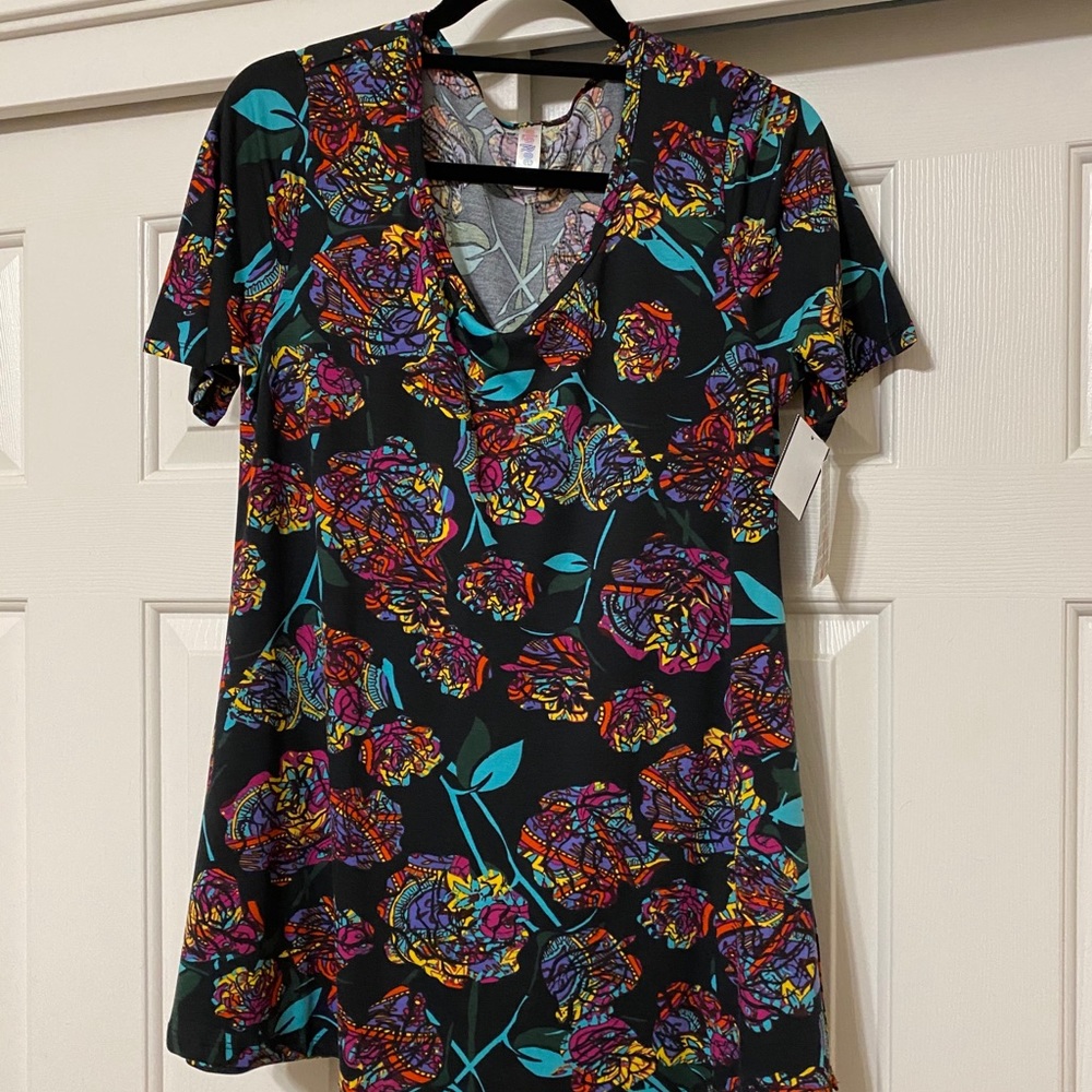Lularoe Perfect T (NWT)